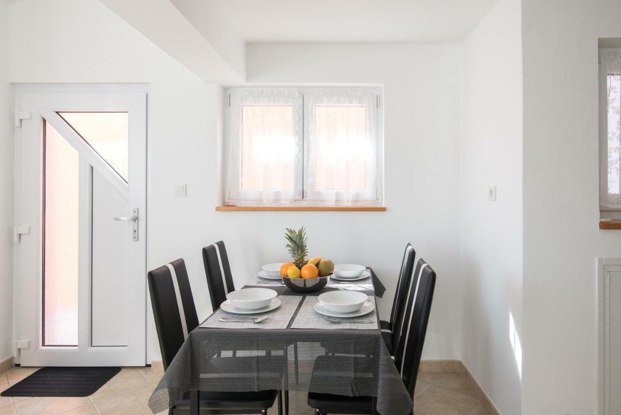 Apartment Lavanda بريمونتيرا المظهر الخارجي الصورة