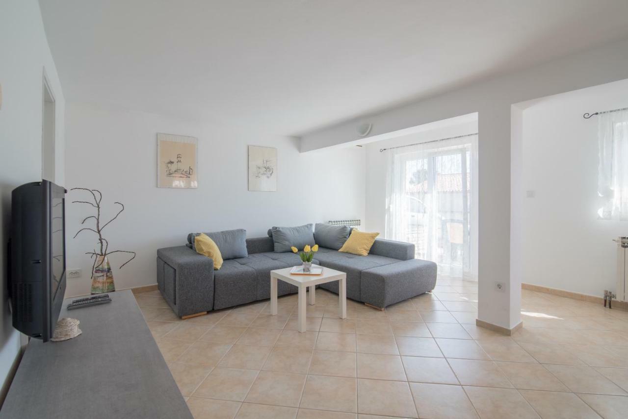 Apartment Lavanda بريمونتيرا المظهر الخارجي الصورة