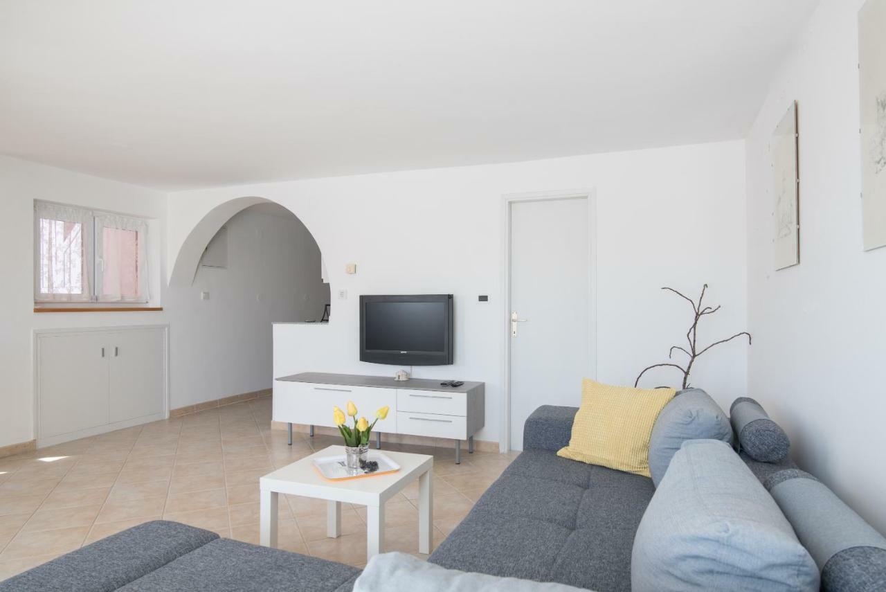 Apartment Lavanda بريمونتيرا المظهر الخارجي الصورة