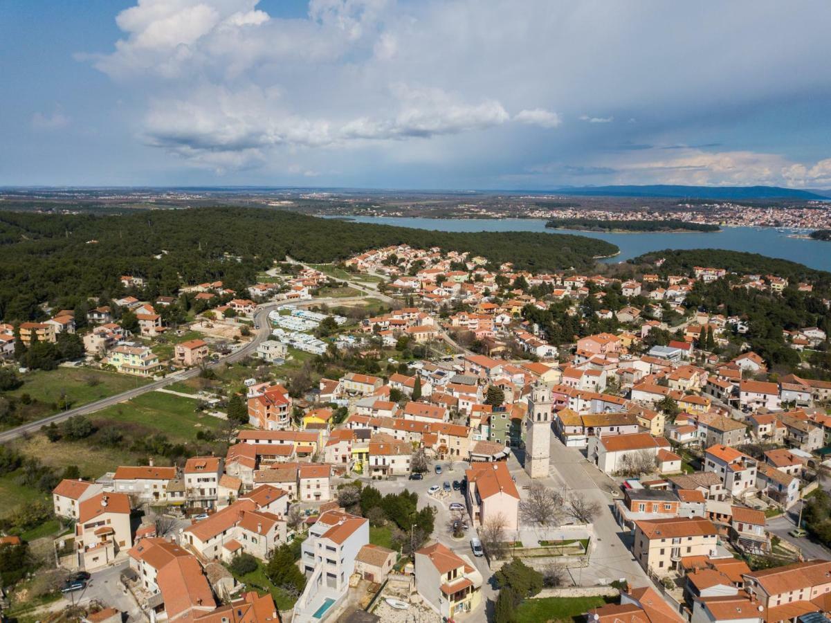 Apartment Lavanda بريمونتيرا المظهر الخارجي الصورة